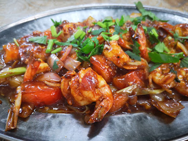 Restoran Guan Hwat 源发海鲜饭店, Sekinchan. :Chili shrimp