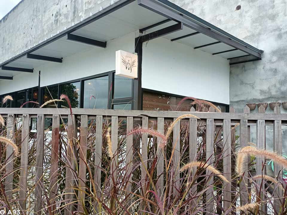N.16 Bus Cafe (N.16 拾綠號) Sekinchan