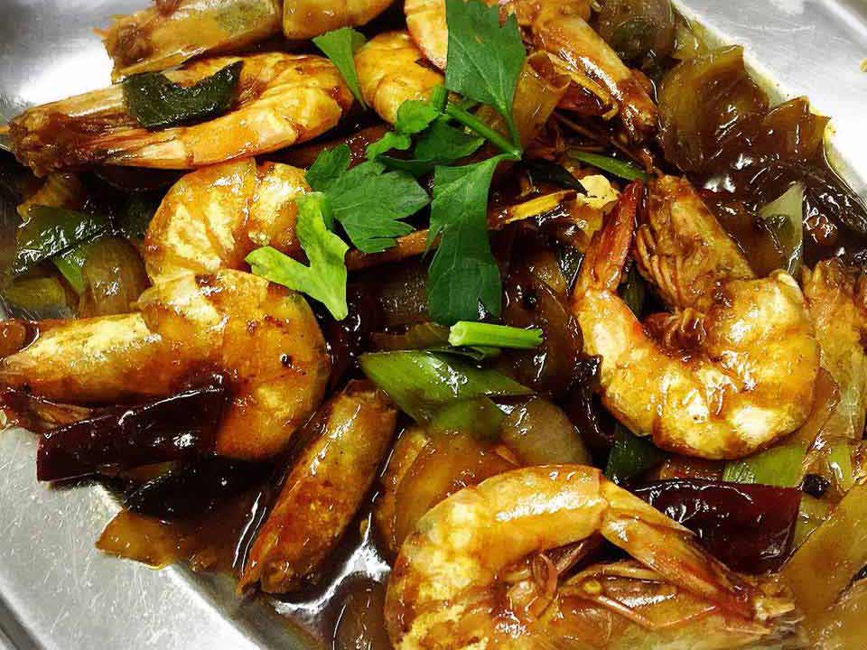 - Kedai Makan Heong Kee (香记肉骨茶）- Stir Fried Shrimps