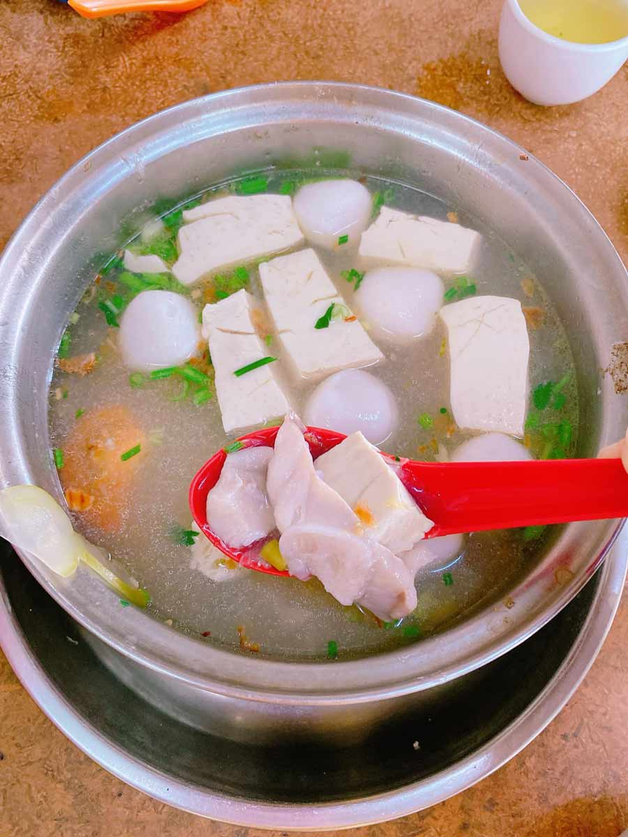 Restoran Guan Hwat 源发海鲜饭店, Sekinchan. :Fish Ball Soup