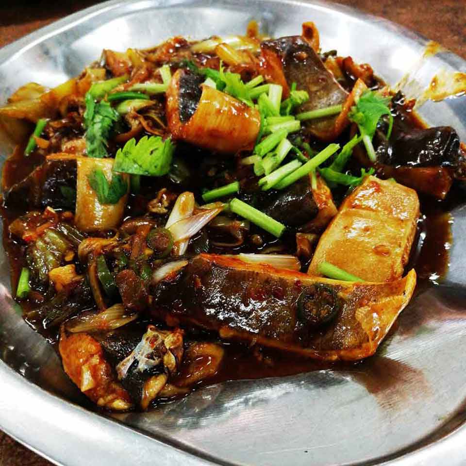 Restoran Guan Hwat 源发海鲜饭店, Sekinchan. : Stir Fried Fish