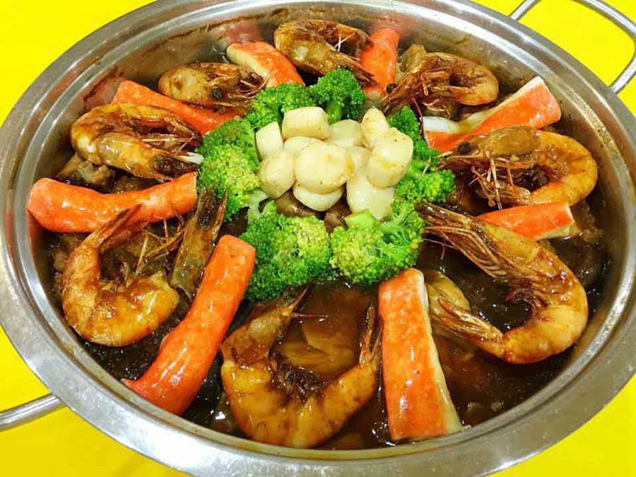 Restoran Long Chen (龙城海鲜酒家),Sekinchan. - Seafood Pot