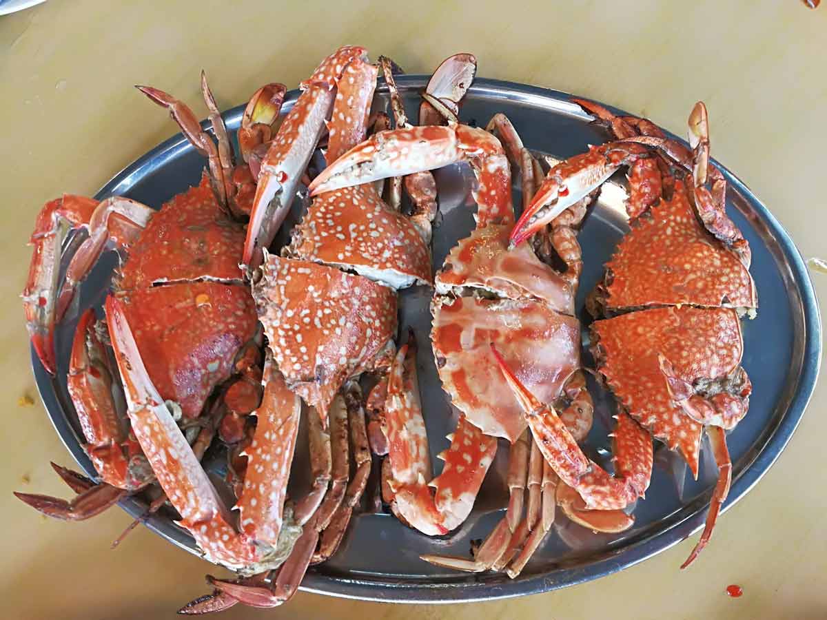 Restoran Wan Lau 旺盛海鲜酒家, Sekinchan. : Steamed Crab